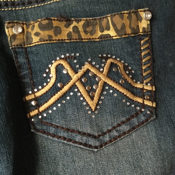 V.I.P. Capri Jeans with Camo Trim Size 9/10 - Picture 6 of 8